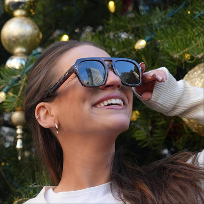 OBSIDIAN SUNGLASSES