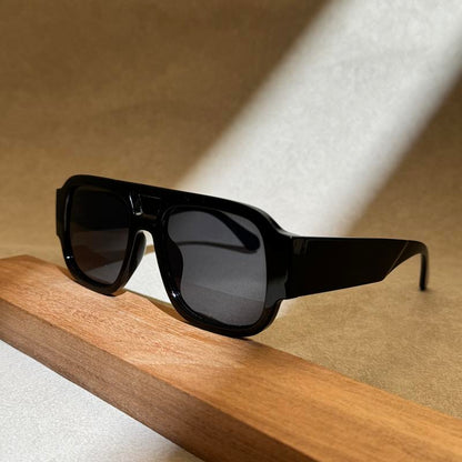 ONYX SUNGLASSES